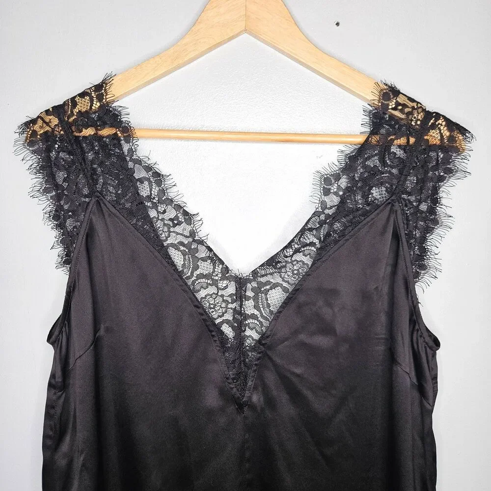 Elegant Black Lace Trim Tank Top - Picture 2 of 9